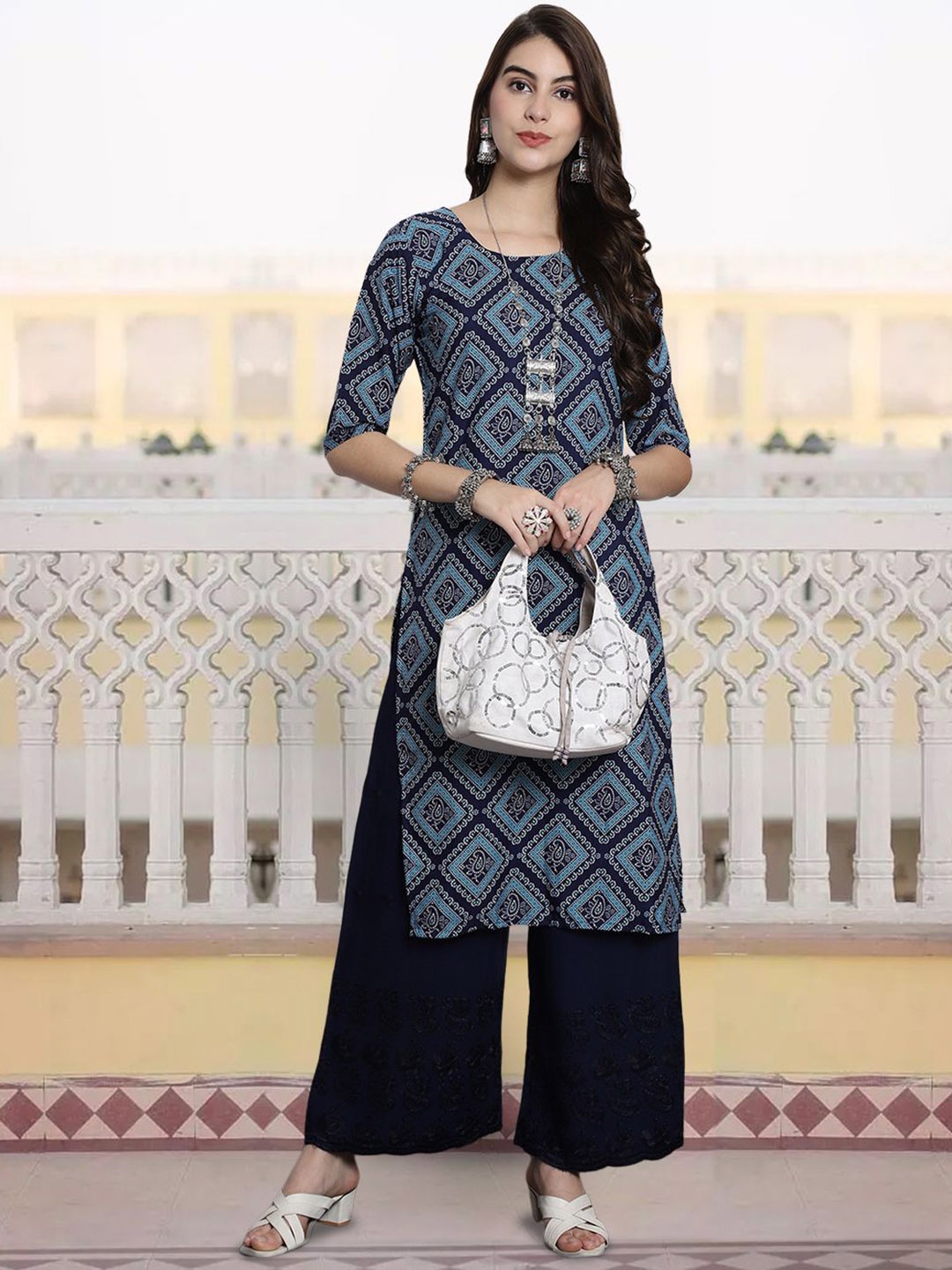 

7Threads Ethnic Motifs Printed Round Neck Straight Kurta, Navy blue