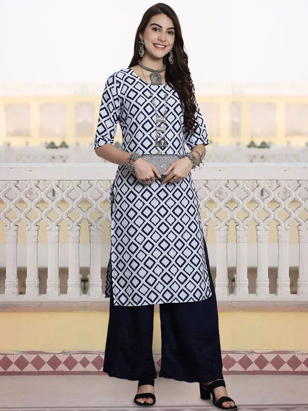 

7Threads Geometric Printed Round Neck Straight Kurta, White