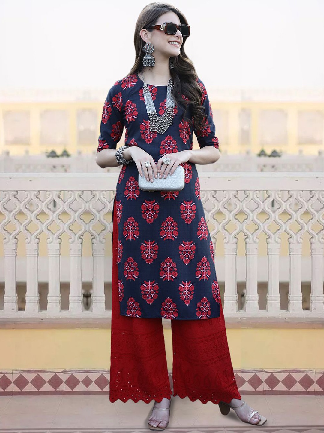 

7Threads Floral Printed Straight Kurta, Navy blue