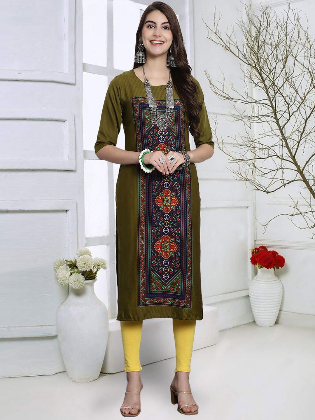 

7Threads Floral Printed Round Neck Straight Kurta, Olive