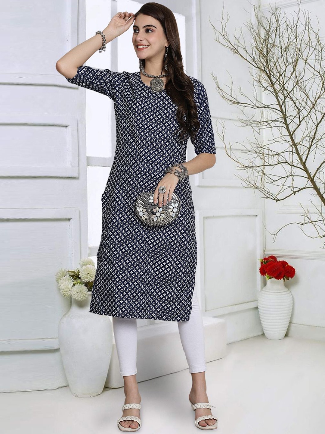 

7Threads Geometric Printed Round Neck Straight Kurta, White