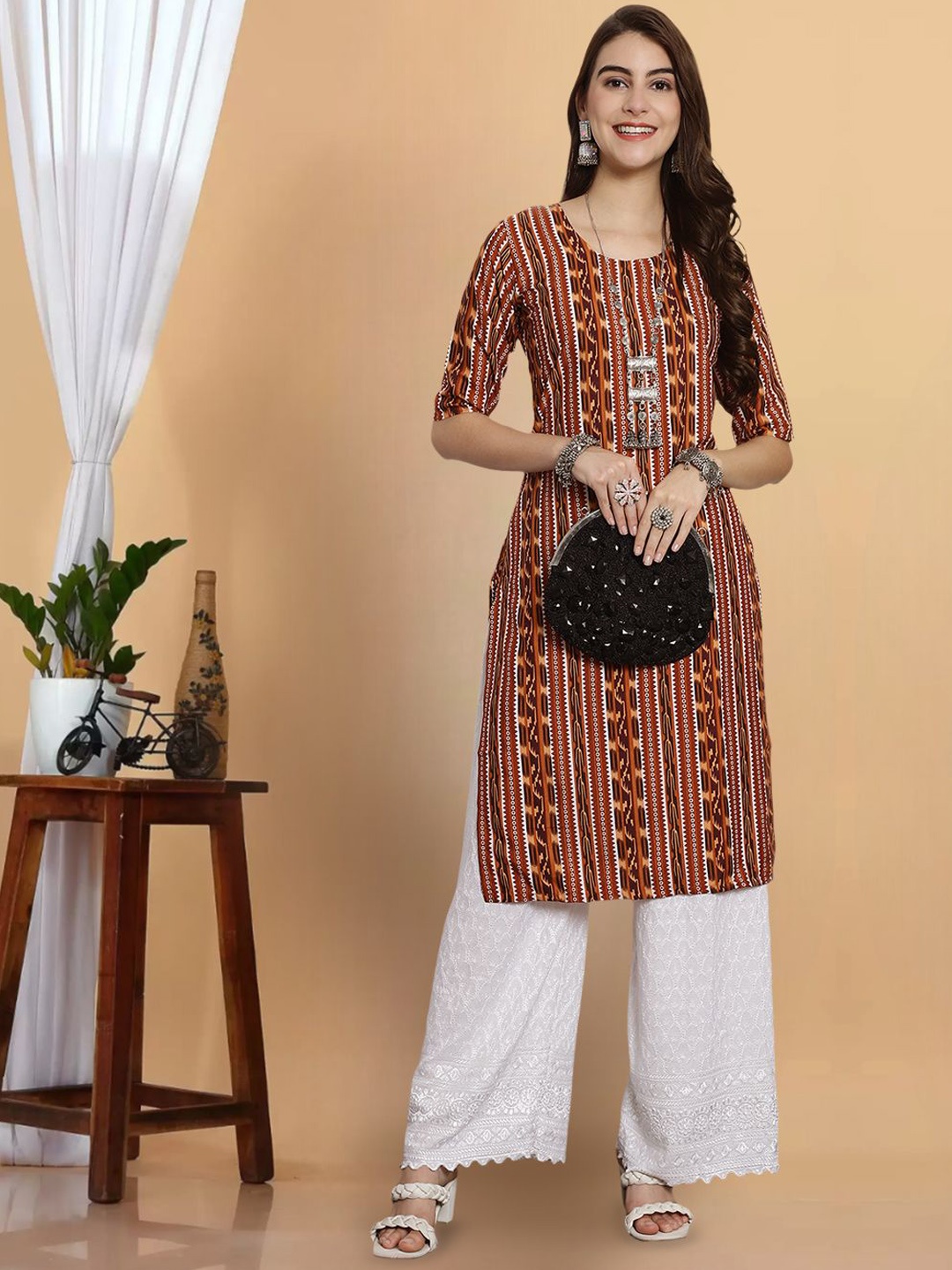 

7Threads Women Geometric Printed Thread Work Floral Crepe Kurta, Multi