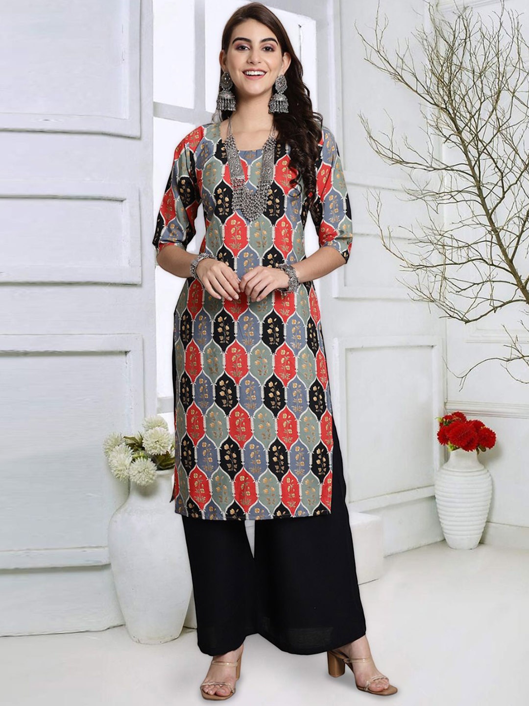 

7Threads Women Geometric Printed Keyhole Neck Thread Work Floral Crepe Kurta, Multi