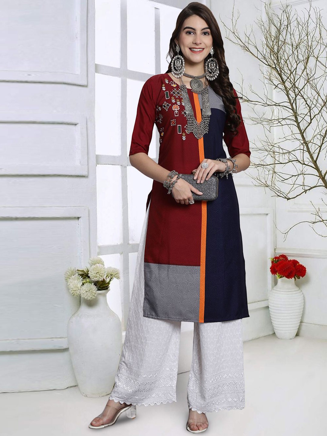 

7Threads Geometric Printed Round Neck Straight Kurta, Red
