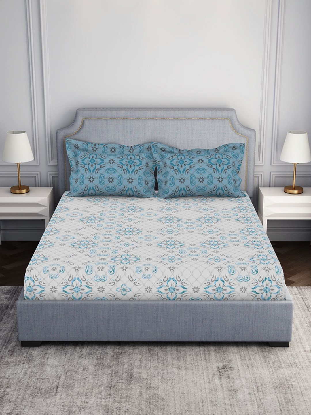 

SPACES Blue & White Geometric Pure Cotton 144 TC Queen Bedsheet with 2 Pillow Covers
