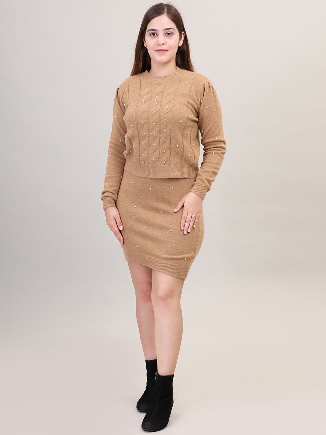 

Camey Striped Woollen Sweater With Skirt, Khaki
