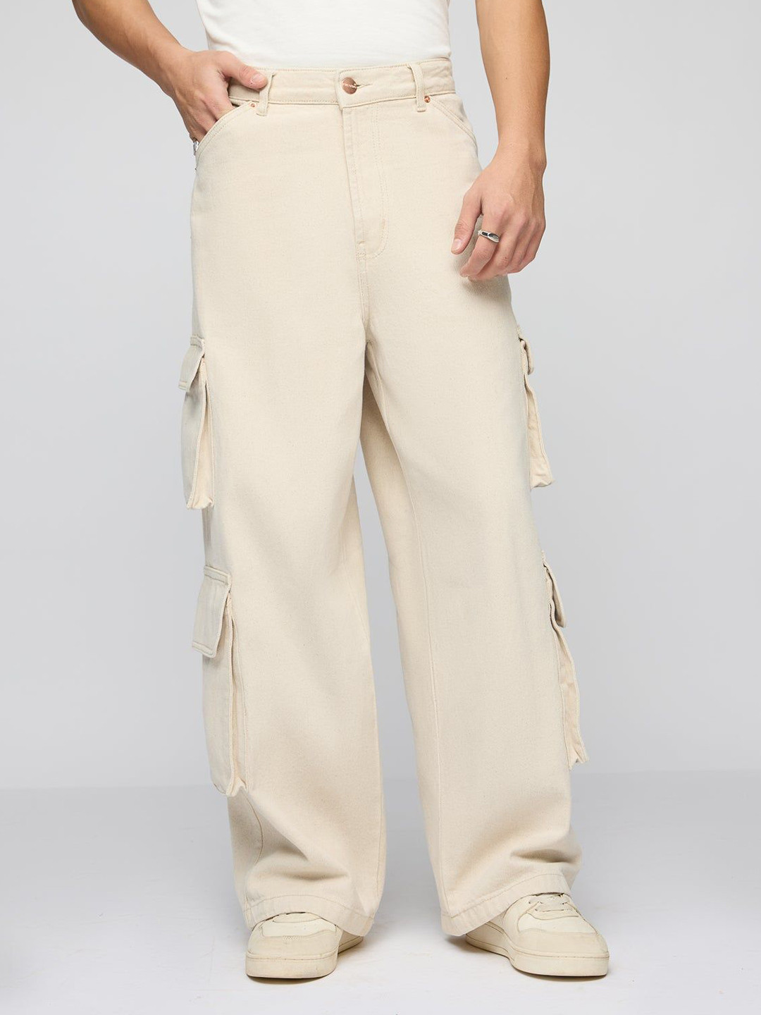 

FREAKINS Men High-Rise Cotton Wide Leg Cargo, White