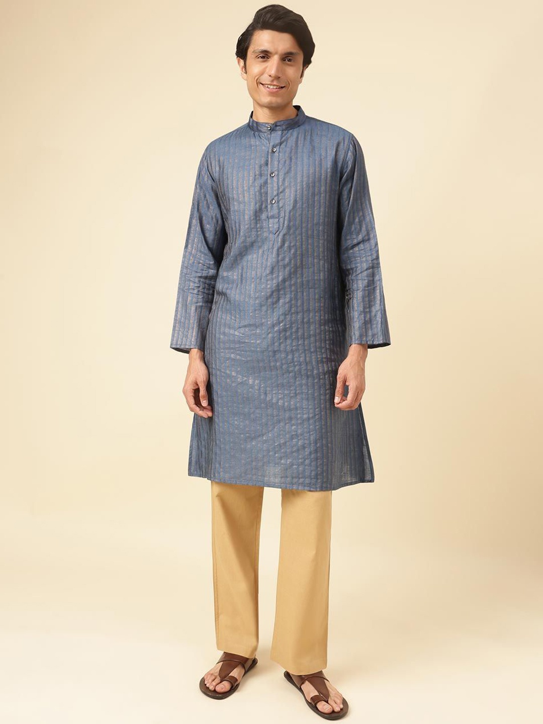 

Fabindia Striped Mandarin Collar Straight Kurta, Blue