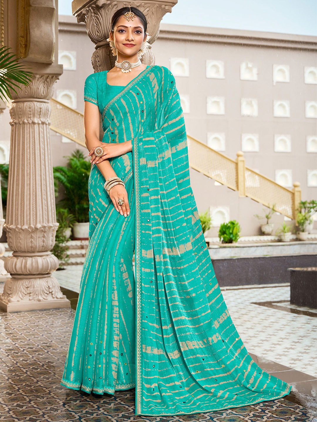 

Laxmipati Printed Tie and Dye Sequinned Saree, Blue