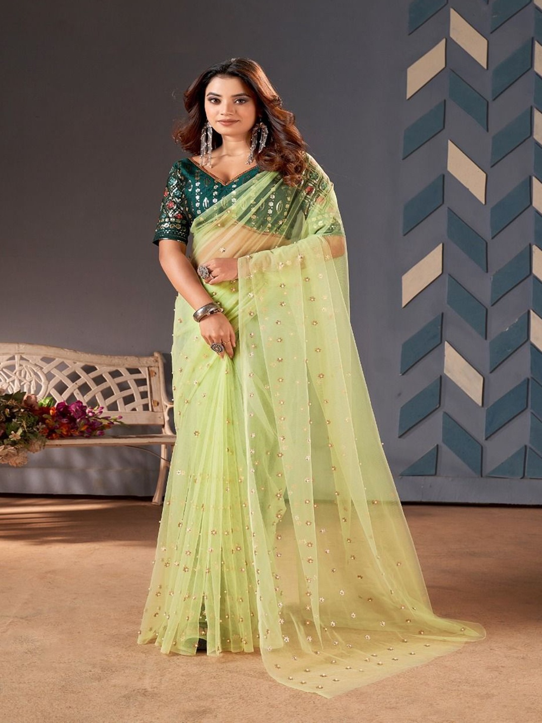 

SANJANA SILK Floral Sequinned Net Mysore Silk Saree, Green