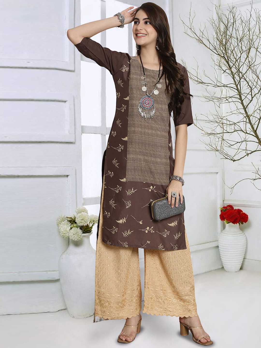 

7Threads Floral Printed Round Neck Straight Kurta, Brown