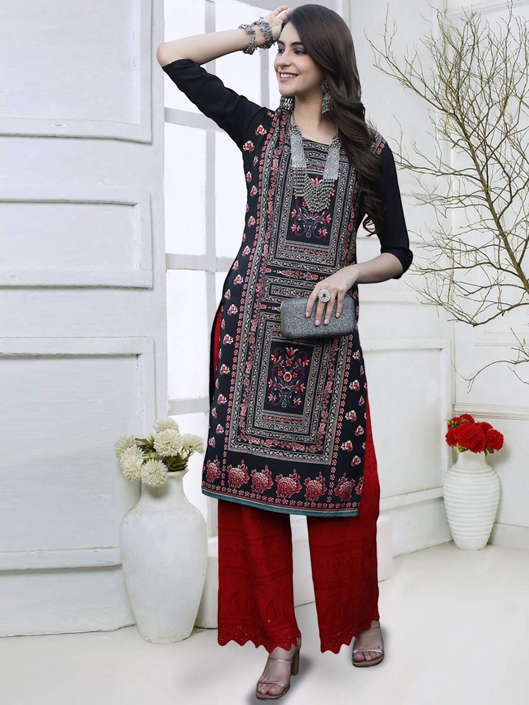 

7Threads Floral Printed Round Neck Straight Kurta, Black