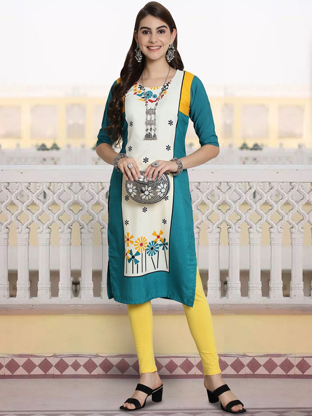 

7Threads Geometric Printed Round Neck Straight Kurta, Blue