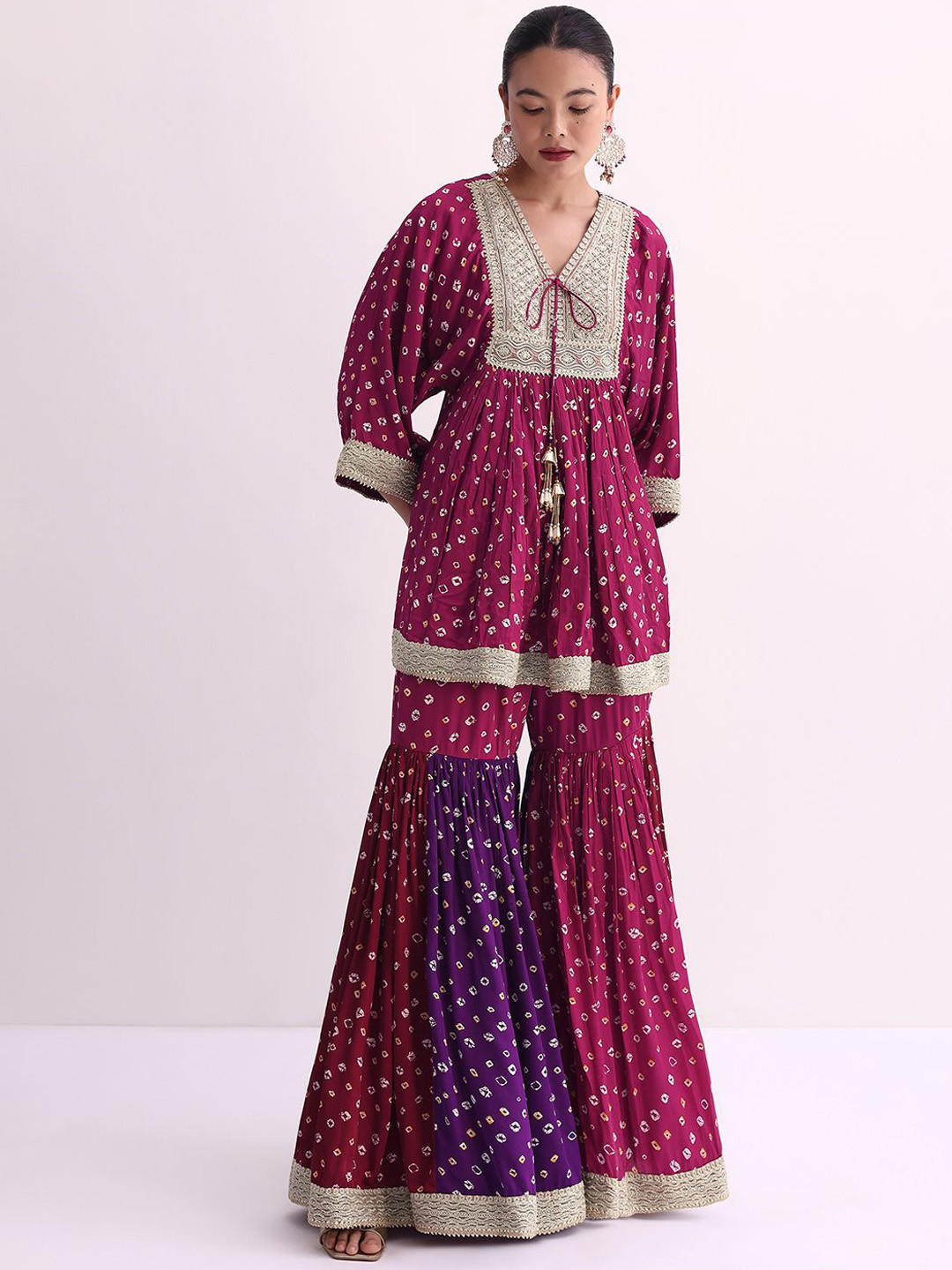 

KALKI Fashion Ethnic Bandhani Print Yoke Design Flared Sleeves Thread Work Kurta Set, Magenta