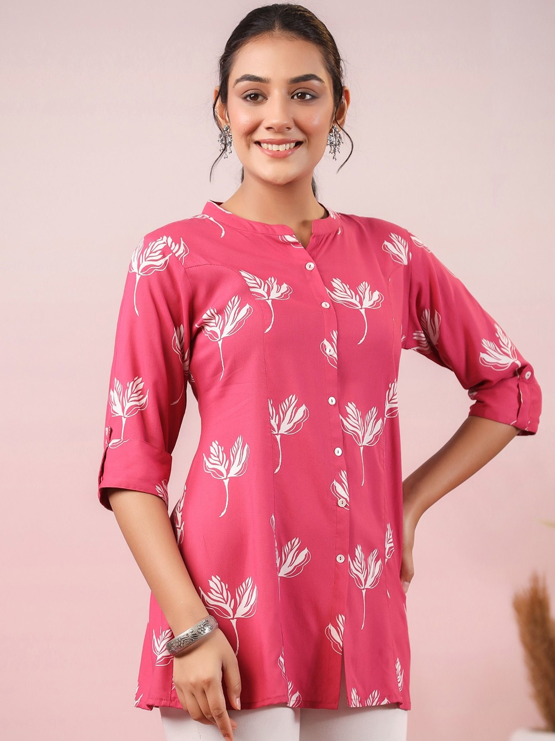 

INDYES Floral Printed Kurti, Pink