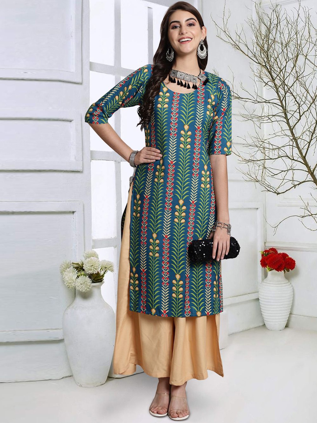 

7Threads Floral Printed Round Neck Regular Crepe Straight Kurta, Green