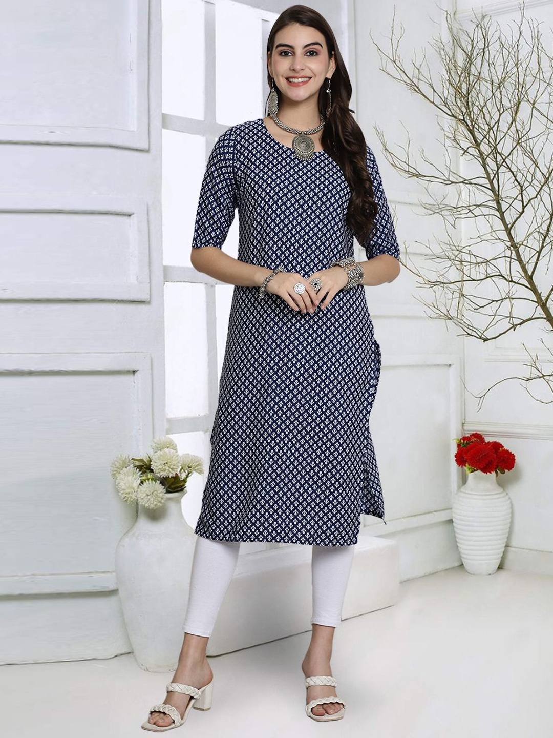 

7Threads Ethnic Motifs Printed Straight Kurta, Blue