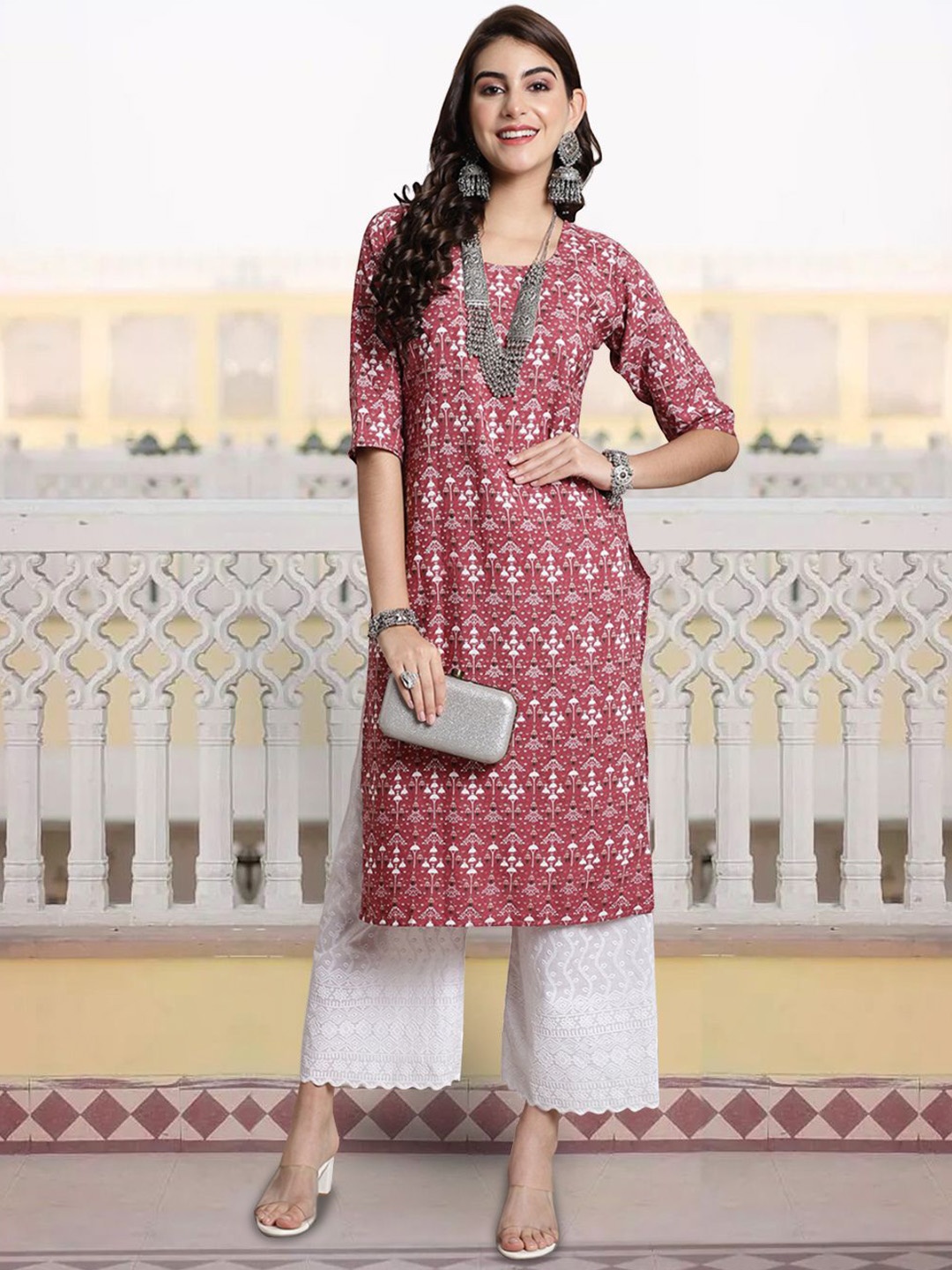 

7Threads Ethnic Motifs Printed Round Neck Crepe Straight Kurta, Red