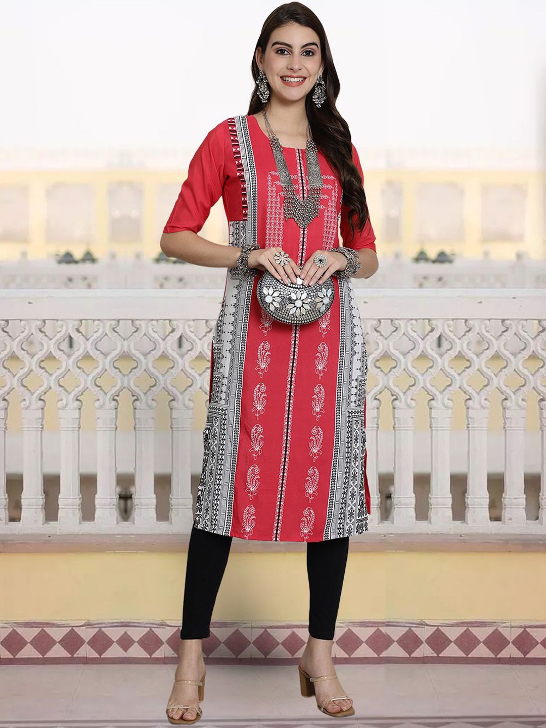 

7Threads Floral Printed Round Neck Straight Kurta, Red