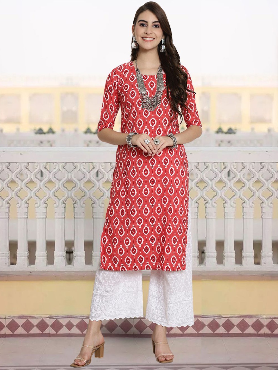 

7Threads Ethnic Motifs Printed Round Neck Straight Kurta, Red