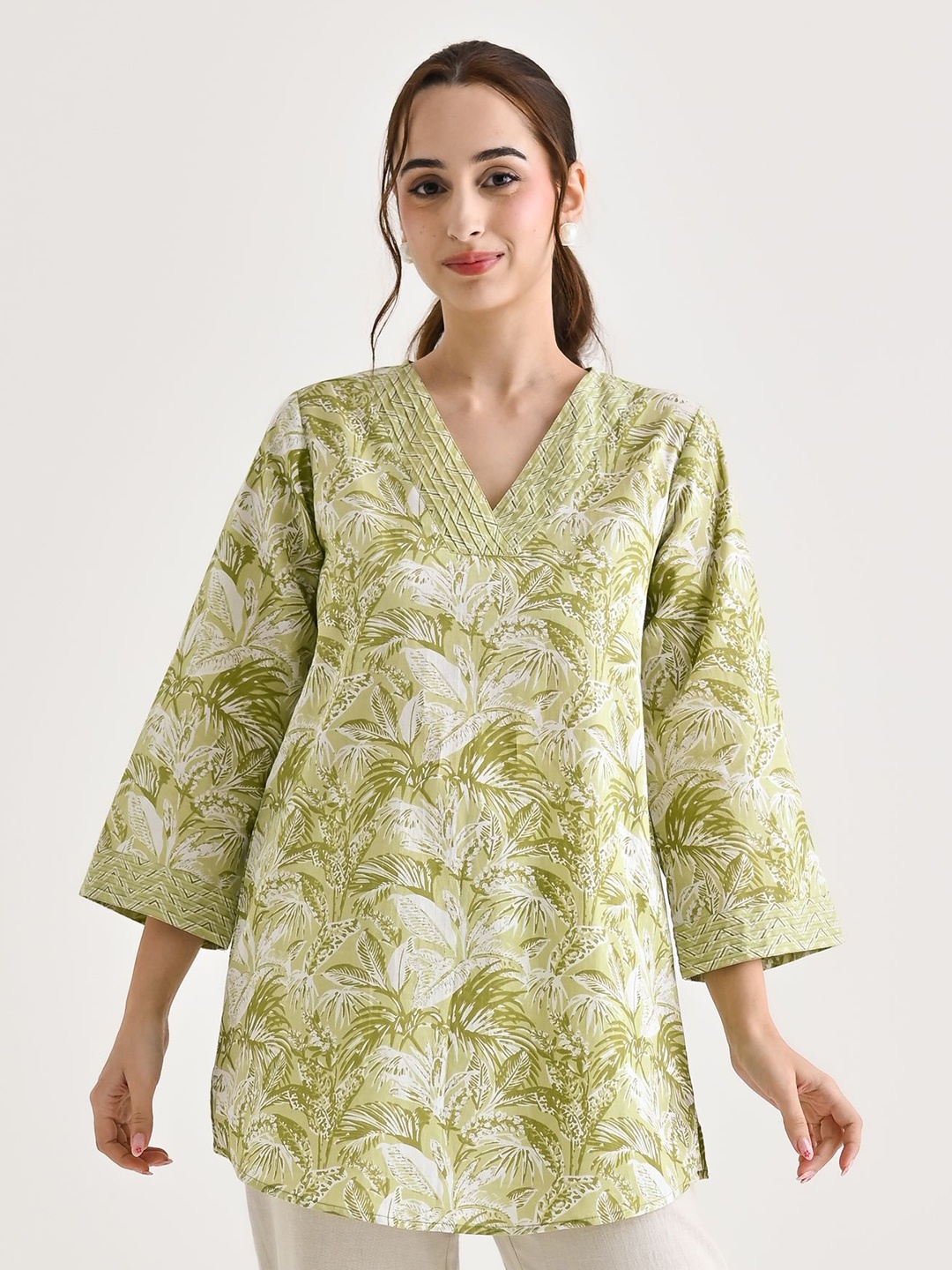 

Rustorange Floral Printed V-Neck Pure Cotton Kurti, Lime green