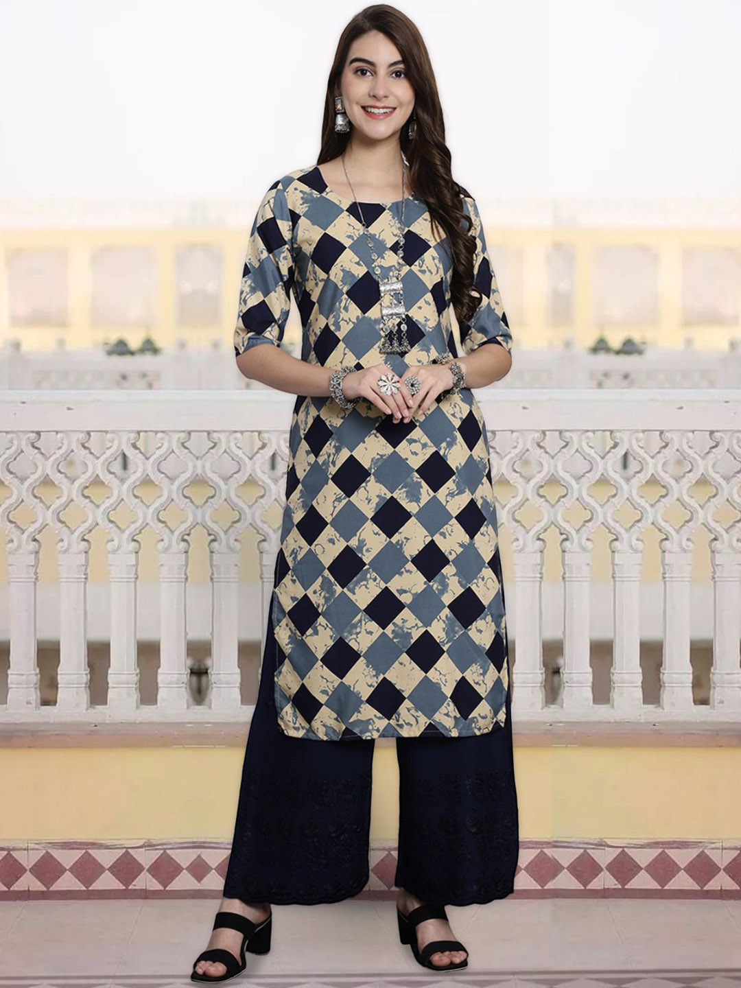 

7Threads Women Geometric Checked Sequinned Floral Crepe Kurta, Multi