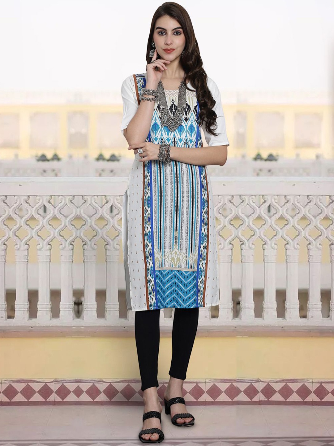 

7Threads Geometric Printed Round Neck Straight Kurta, Off white