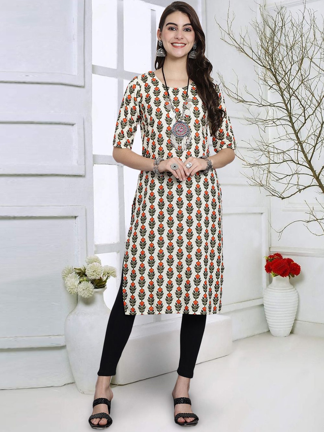

7Threads Women Geometric Striped Thread Work Floral Crepe Kurta, Multi