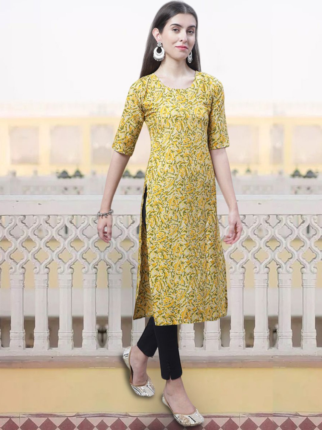 

7Threads Floral Printed Round Neck Straight Kurta, Yellow