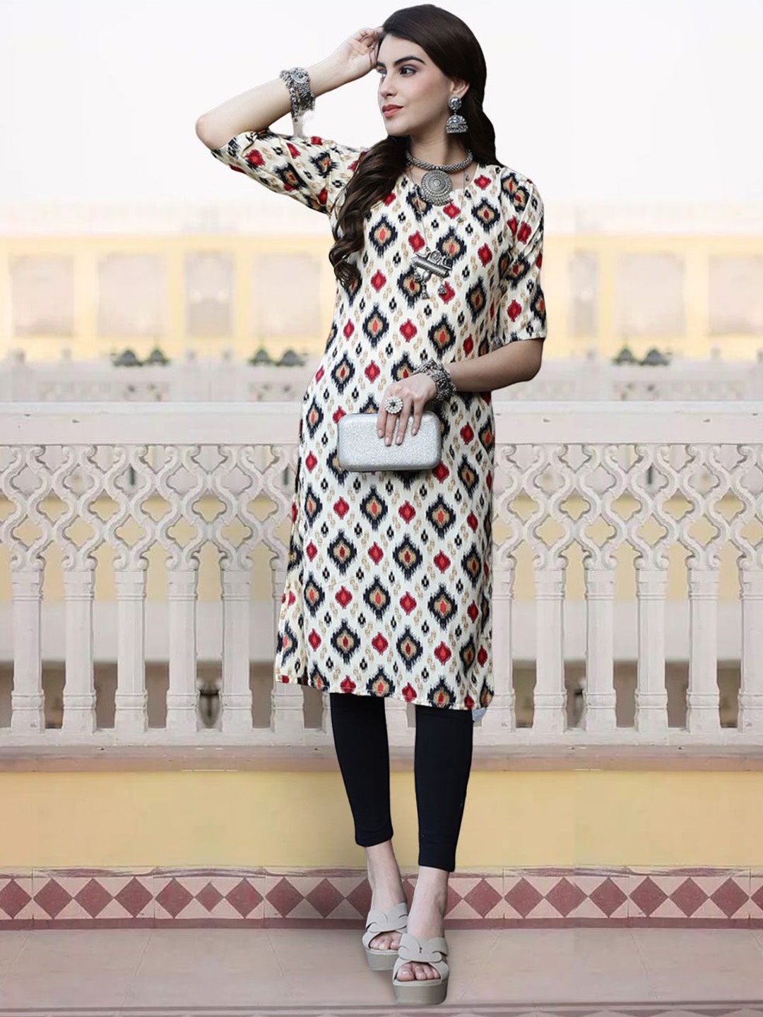 

7Threads Geometric Printed Round Neck Crepe Straight Kurta, Cream