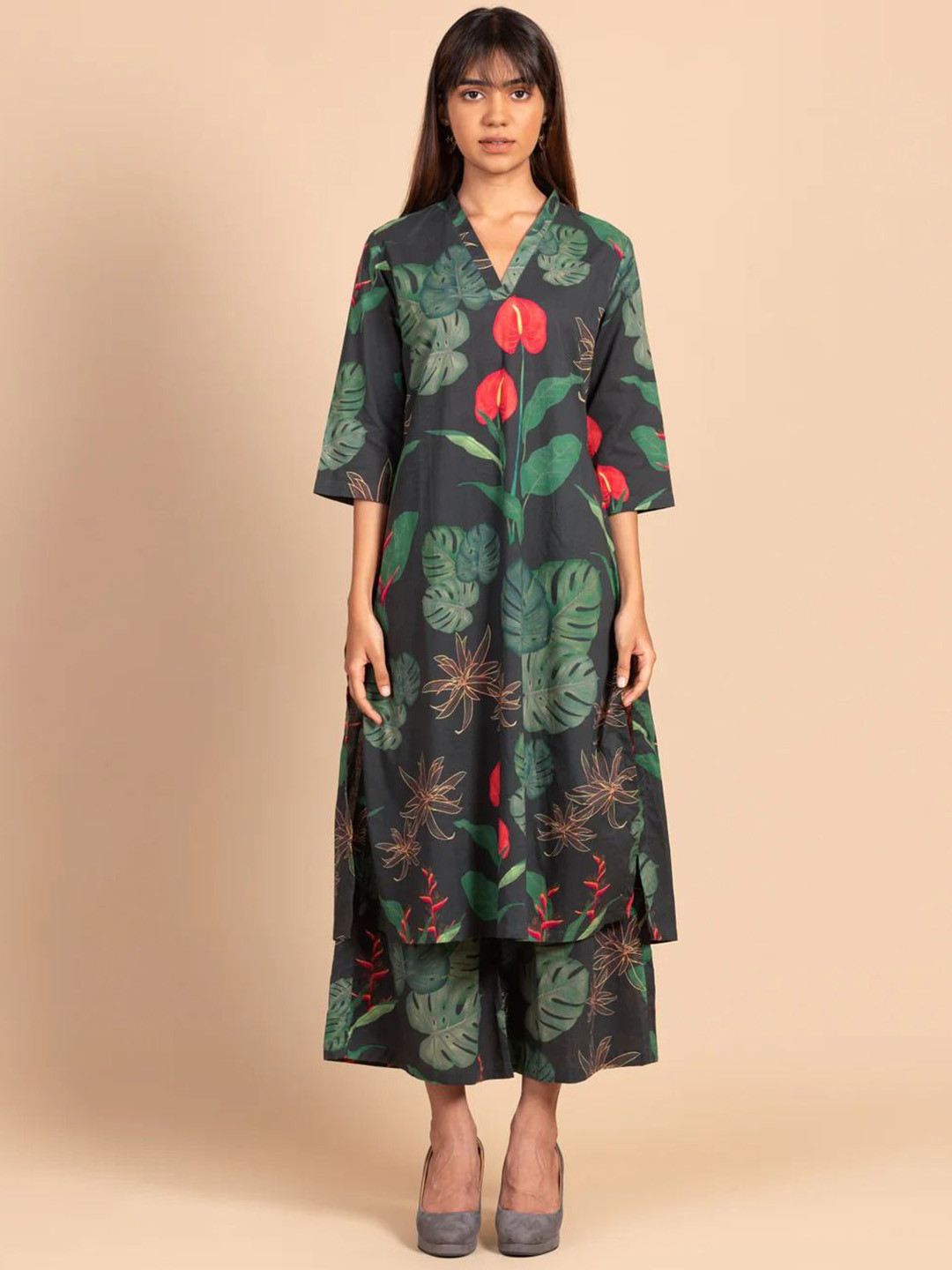 

Anni Designer Floral Printed V-Neck Straight Kurta With Palazzos, Green