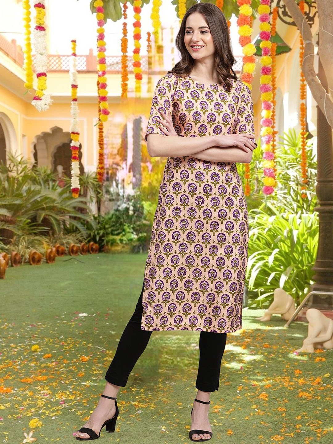 

7Threads Floral Printed Round Neck Straight Kurta, Beige