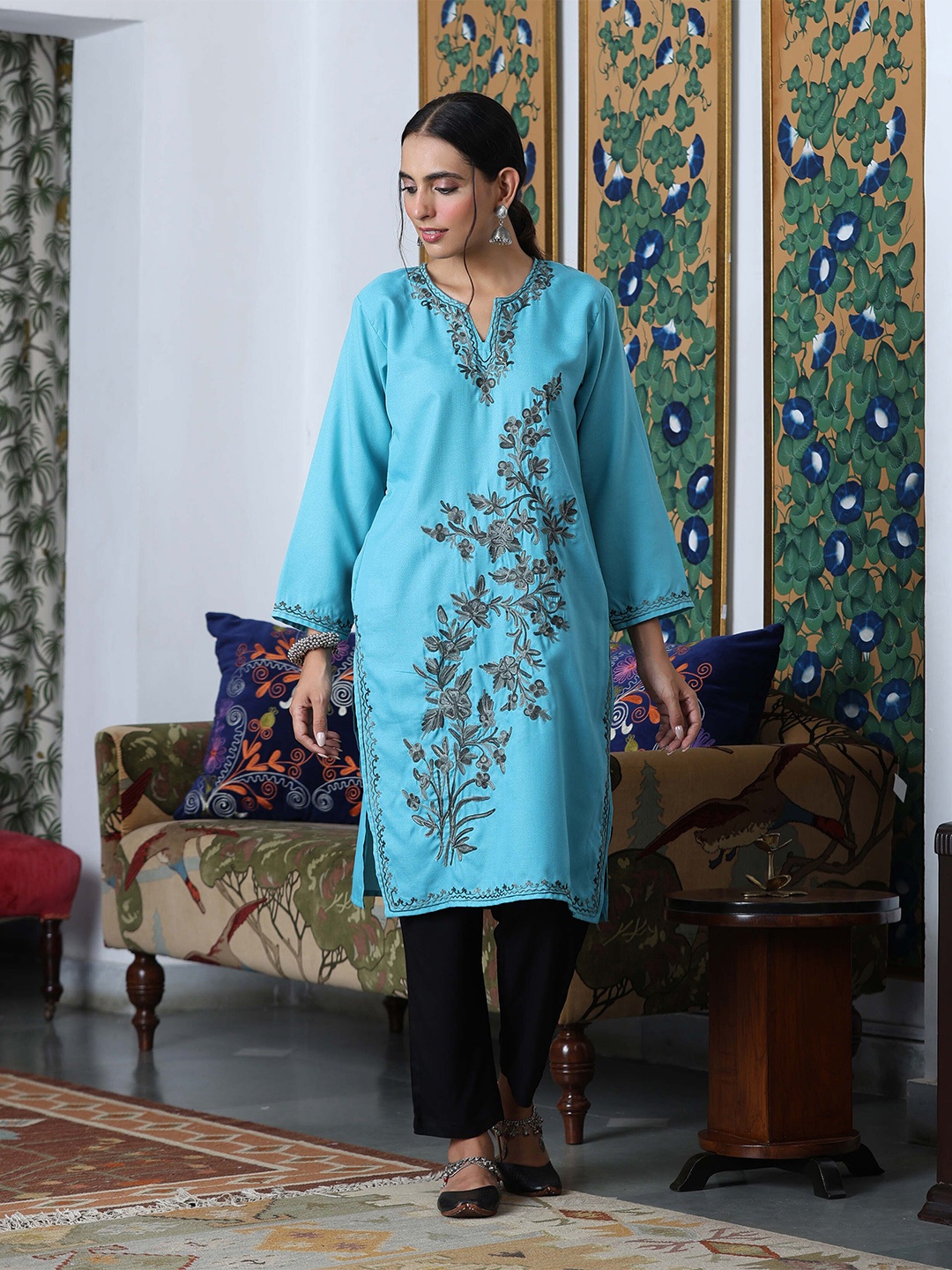 

House of Chikankari HOC Crafts Embroidered Woven Kurta, Blue