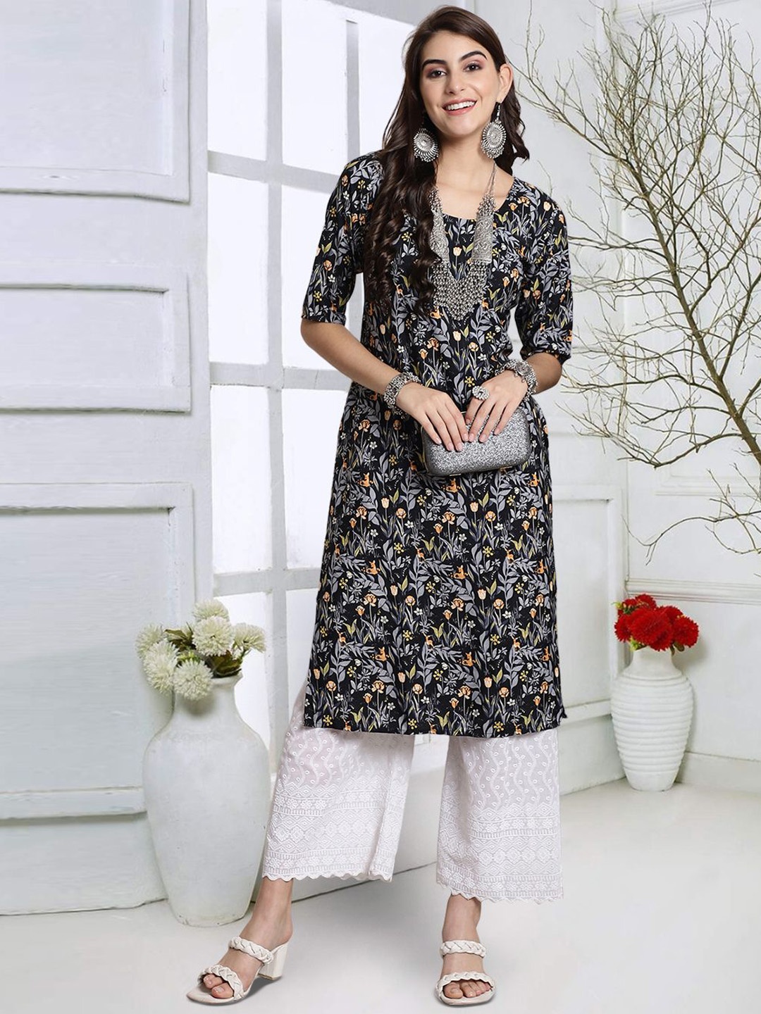 

7Threads Women Colourblocked Floral Crepe Kurta, Multi