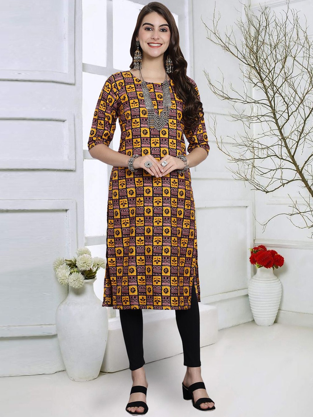 

7Threads Geometric Printed Crepe Straight Kurta, Yellow