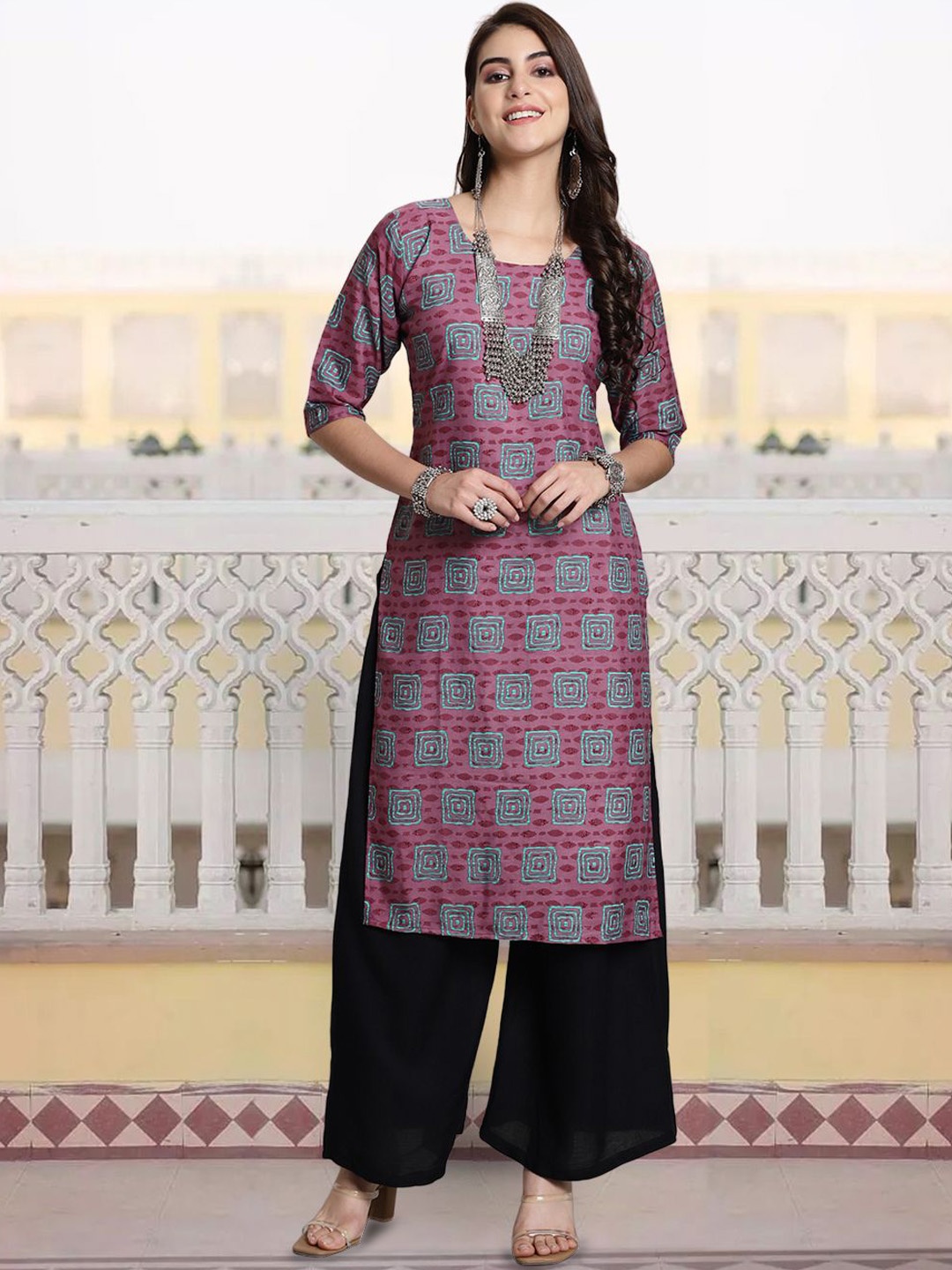 

7Threads Geometric Printed Round Neck Straight Kurta, Pink