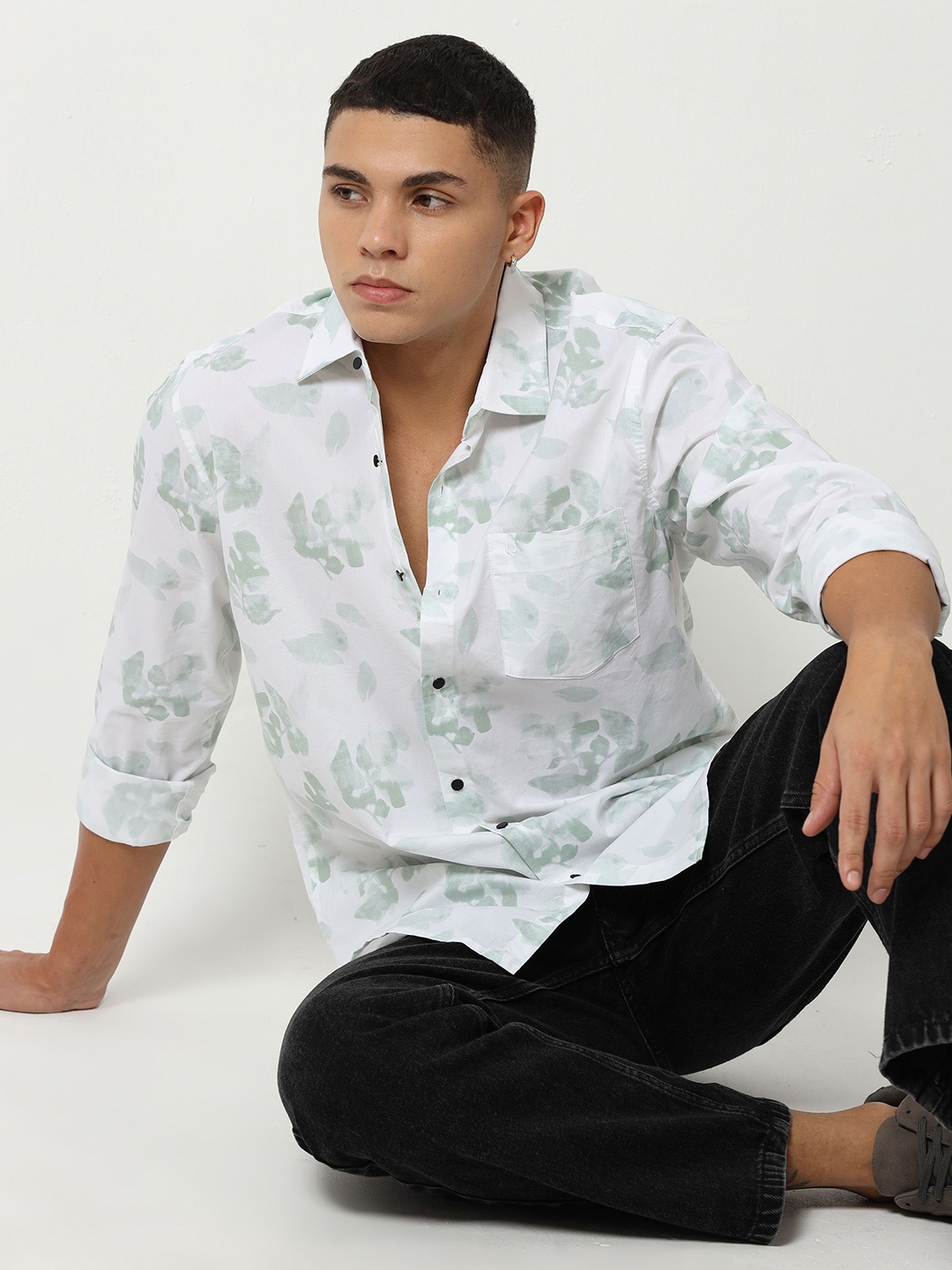 

URBARO Men Smart Slim Fit Floral Opaque Printed Casual Shirt, Green
