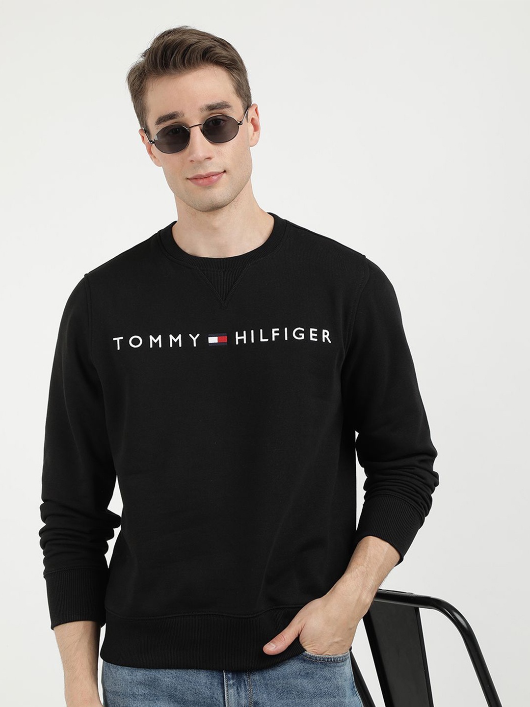 

Tommy Hilfiger Men Printed Sweatshirt, Black