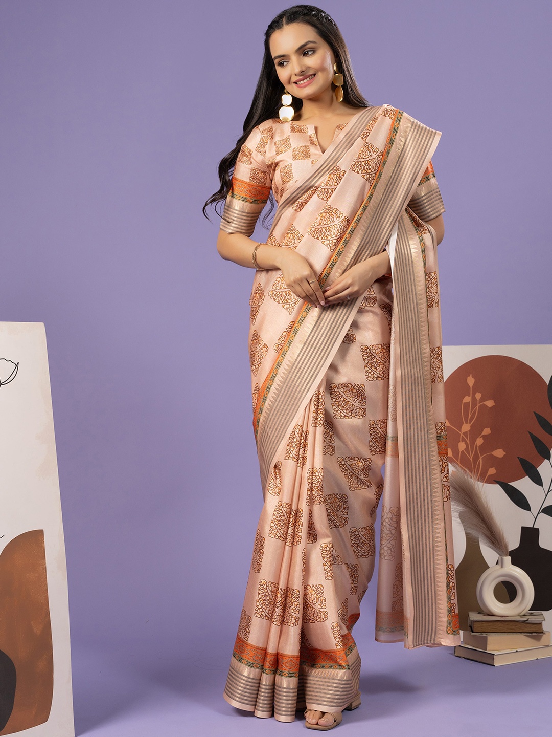 

RACHNA Ethnic Motifs Printed Saree, Cream