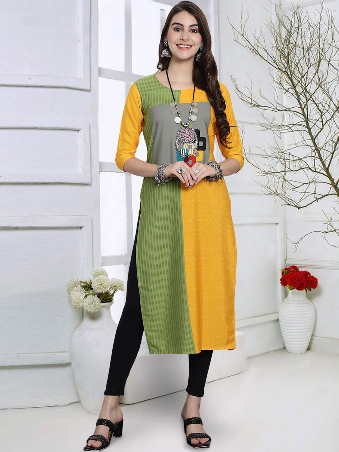 

7Threads Geometric Printed Round Neck Straight Kurta, Yellow