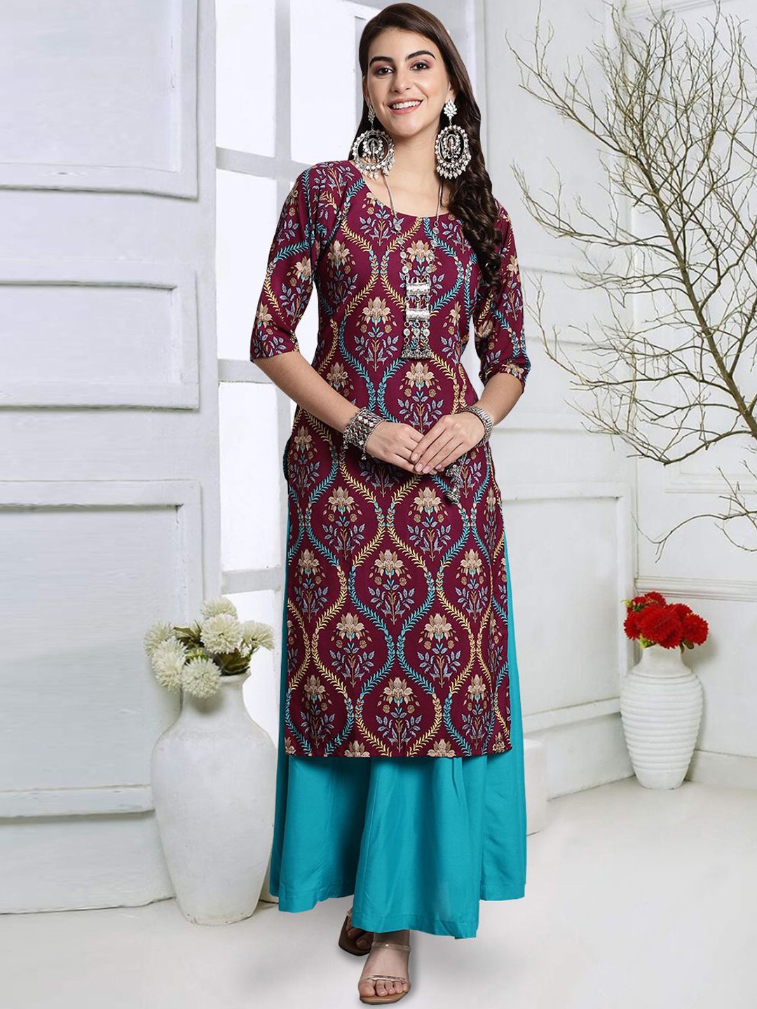 

7Threads Floral Printed Round Neck Crepe Straight Kurta, Maroon