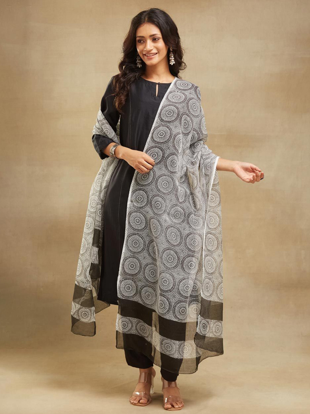 

Fabindia Ethnic Motifs Printed Cotton Silk Block Print Dupatta, White