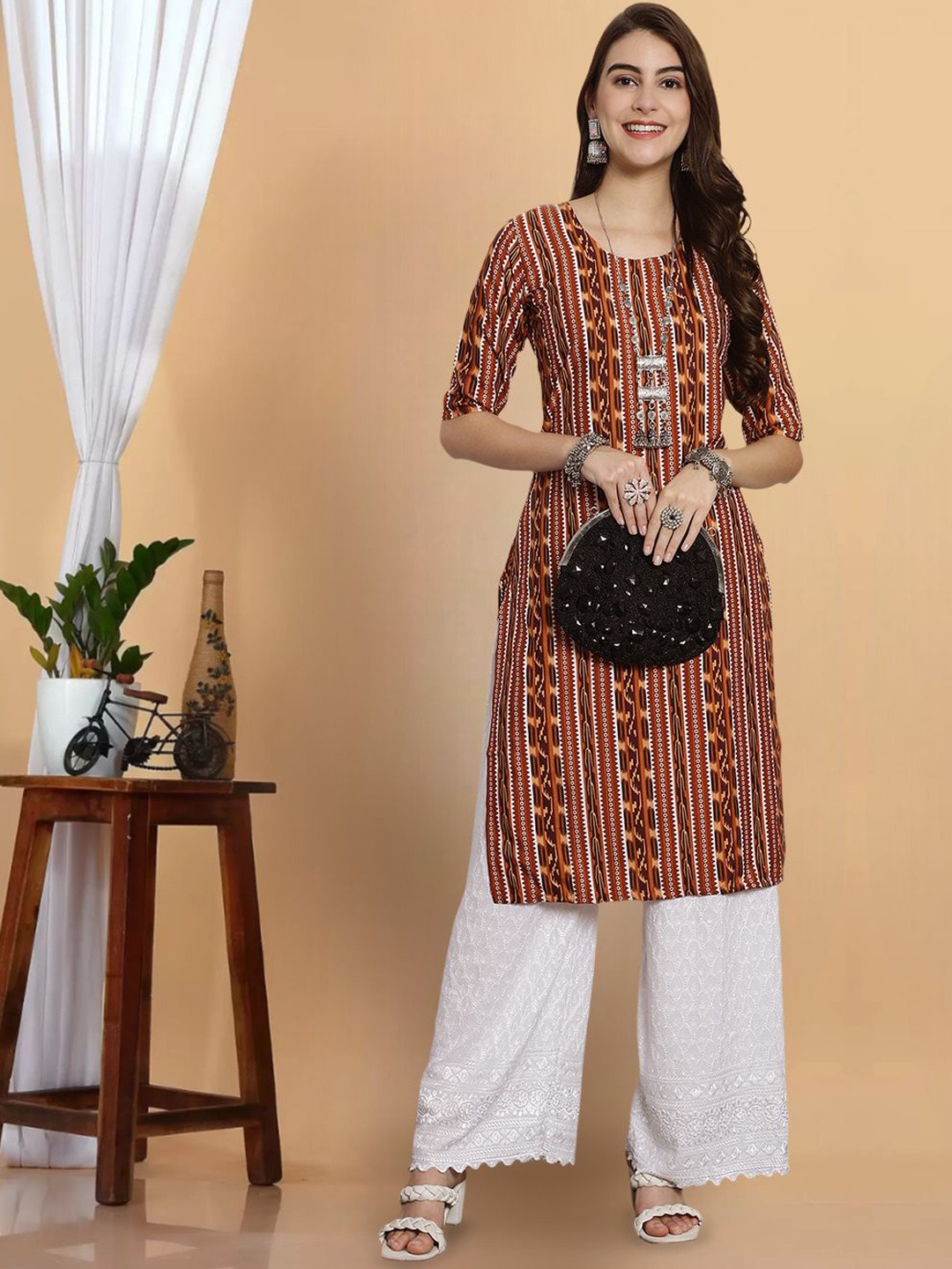 

7Threads Geometric Printed Round Neck Crepe Straight Kurta, Brown