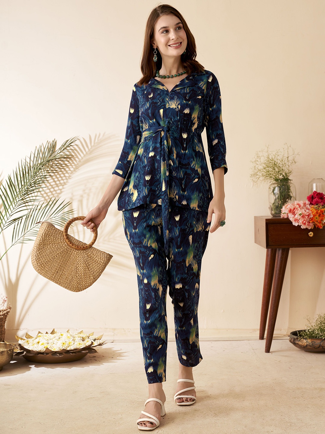

Anouk Printed Shirt Collar Top With Trousers, Navy blue