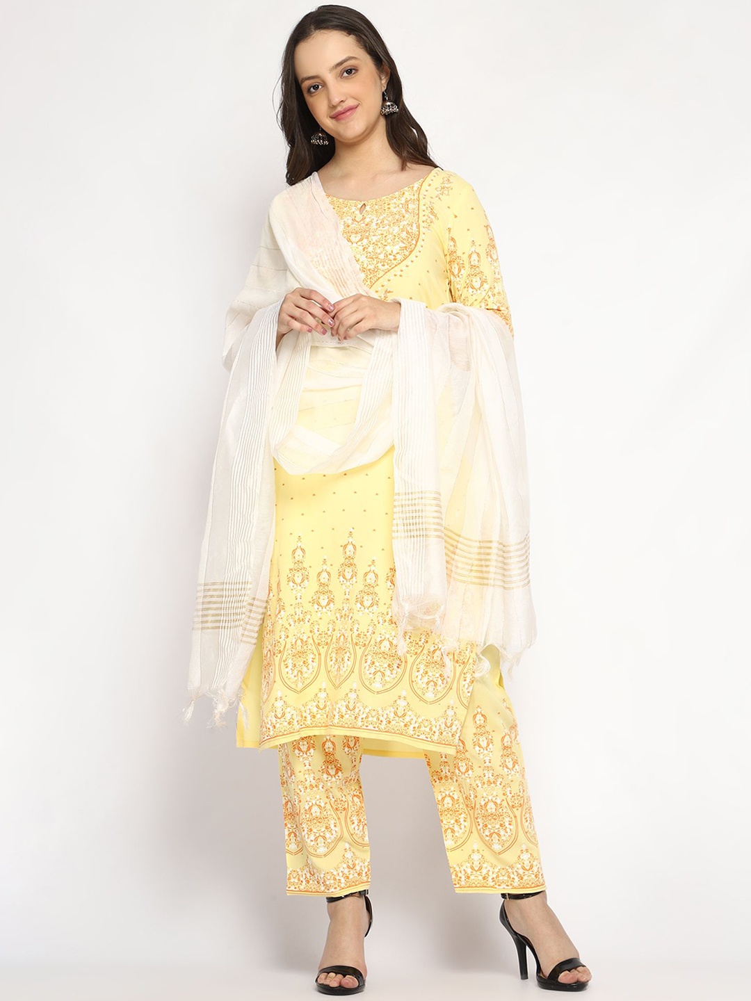 

Bhuja Women Floral Printed Regular Kurta with Trousers, Yellow