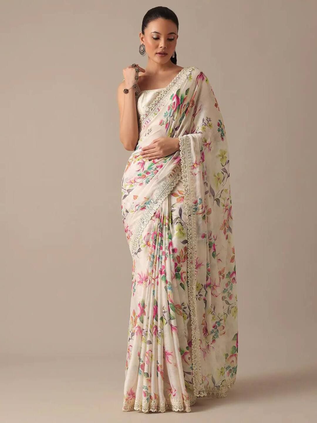 

Sitanjali Floral Sequinned Pure Georgette Saree, White