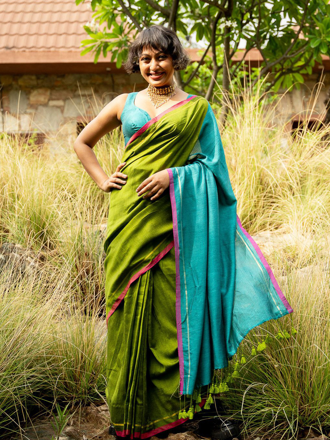 

Suta Solid Ready to Wear Saree, Green
