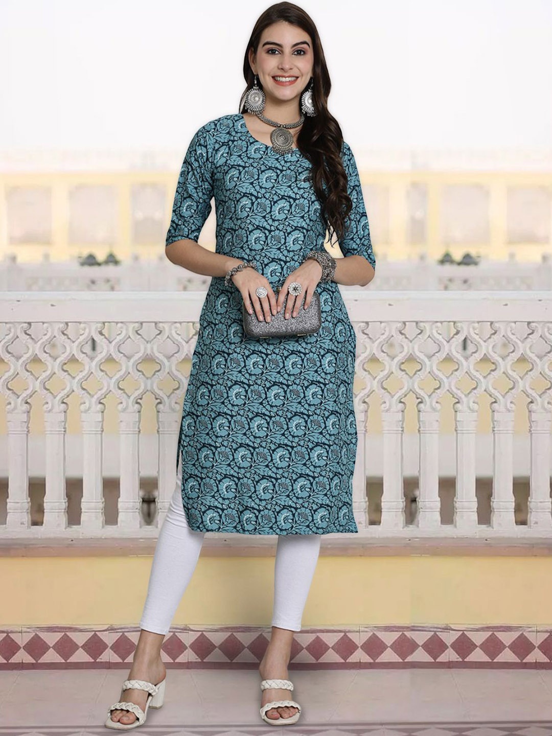 

7Threads Women Ethnic Motifs Printed Sequinned Floral Crepe Kurta, Multi