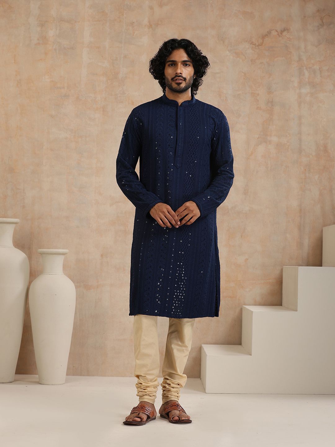 

House of Chikankari Embroidered Woven Kurta, Navy blue