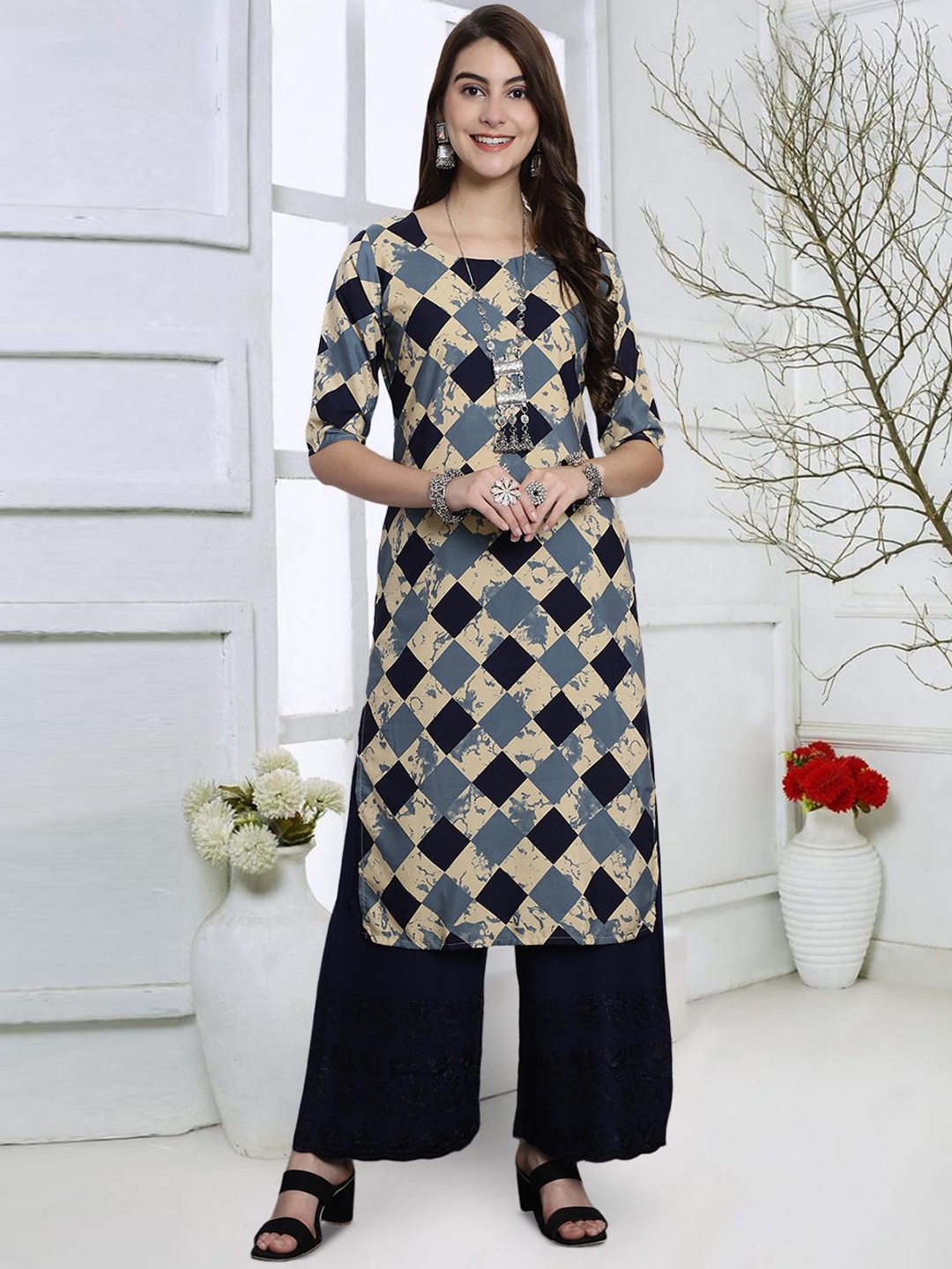 

7Threads Women Geometric Checked Keyhole Neck Mirror Work Floral Crepe Kurta, Multi